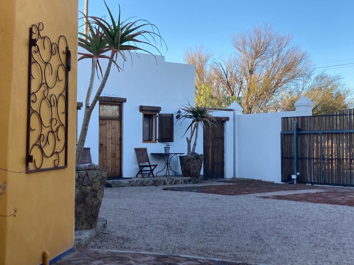 Villa Contessa Beaufort West Exterior foto