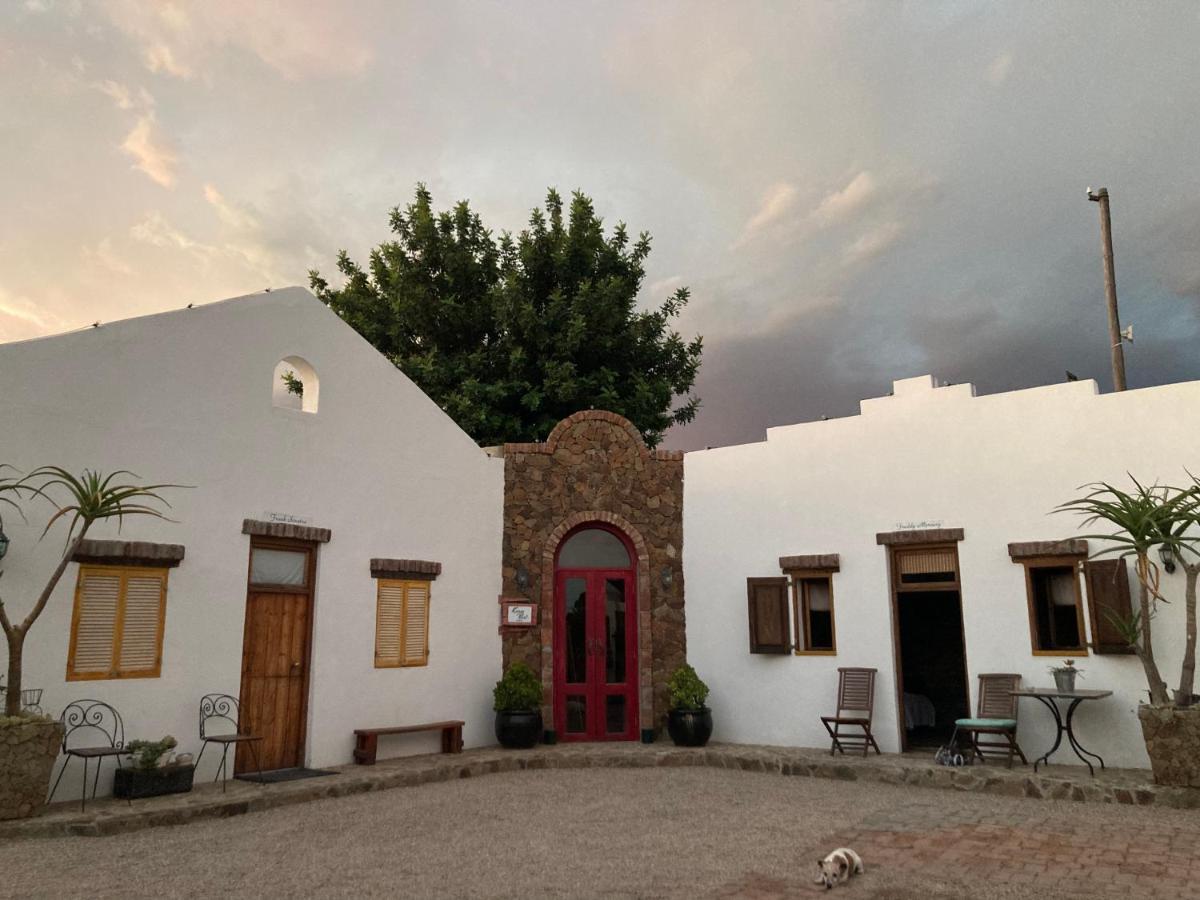 Villa Contessa Beaufort West Exterior foto